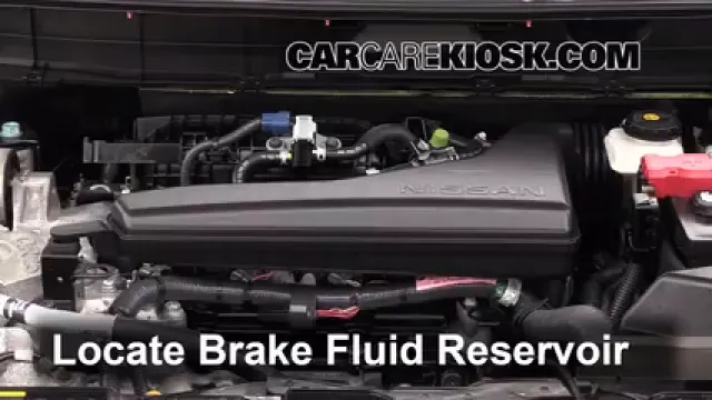 2014 Nissan Rogue SL 2.5L 4 Cyl. Liquide de frein Contrôler le niveau de liquide de frein